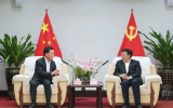 海南省委書記馮飛會(huì)見明陽集團(tuán)董事長(zhǎng)張傳衛(wèi)一行：共商海上風(fēng)電產(chǎn)業(yè)合作發(fā)展大計(jì)