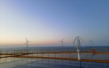 我國首套抗浪型深遠海漂浮式光伏平臺“黃海一號”順利完成“風光共結構”融合升級